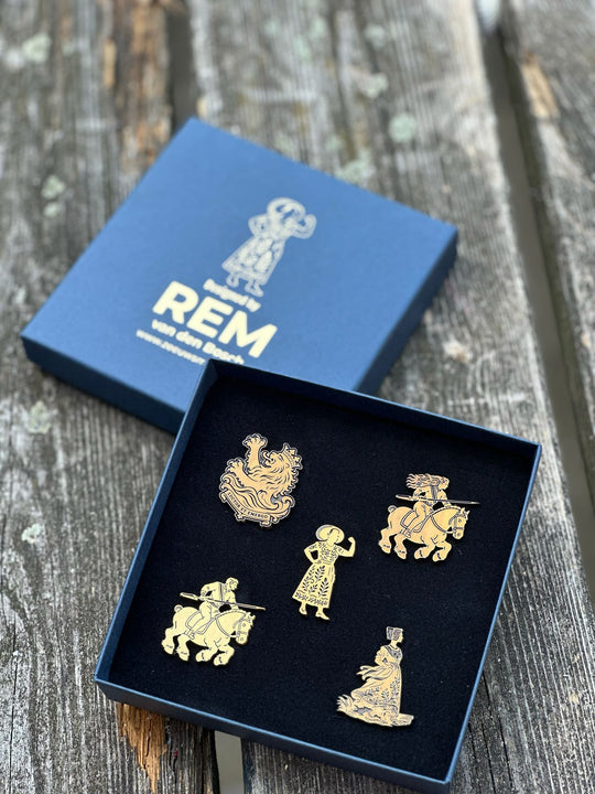 set van 5 Zeeuws Meisje Broches 