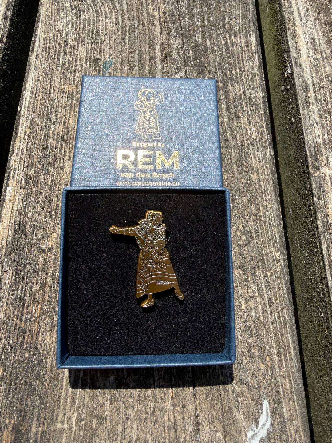 broche zeeuws meisje Hulst 