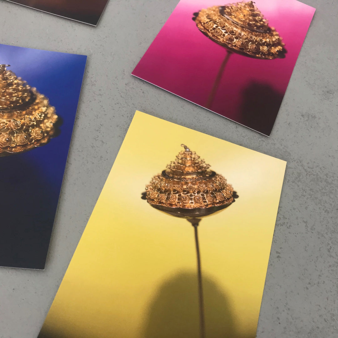 Detailfoto Arnemuidse speld tegen geel 