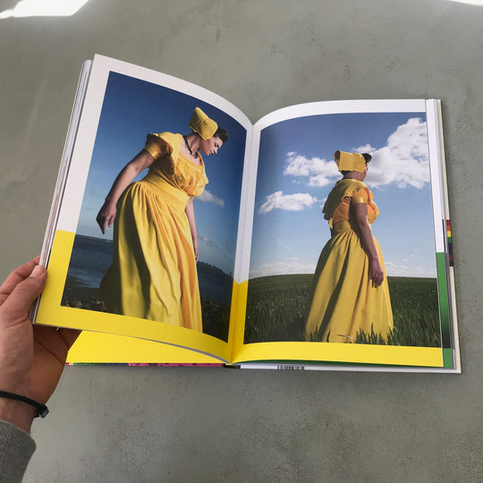 Zeeuws Meisje Gelijkheid boek over kunst cultuur in Zeeland