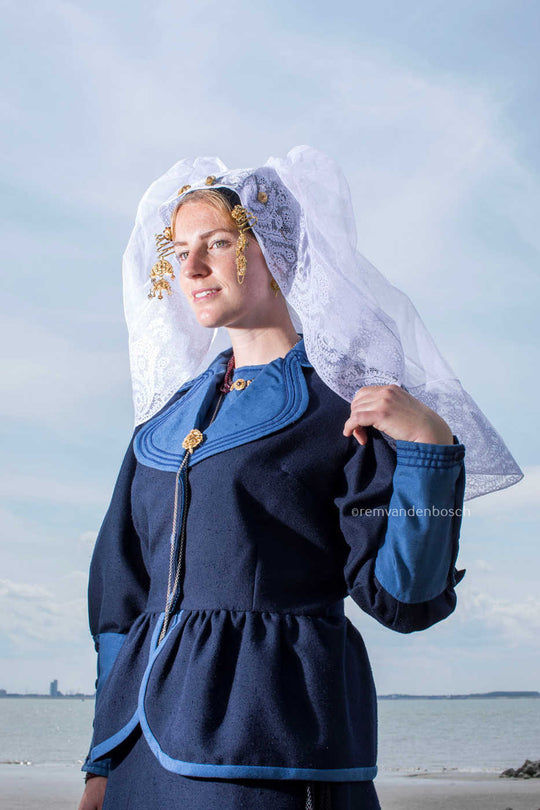 Rosalyn in Thoolse dracht Rem van den Bosch 