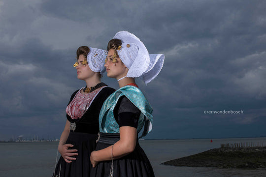 Walcheren en Nieuwland trots op zondag naast elkaar op de dijk