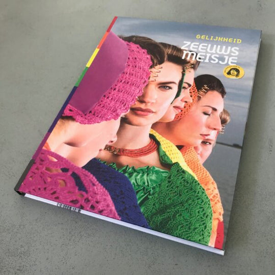 Zeeuws Meisje Gelijkheid kunstboek omslag hardcover
