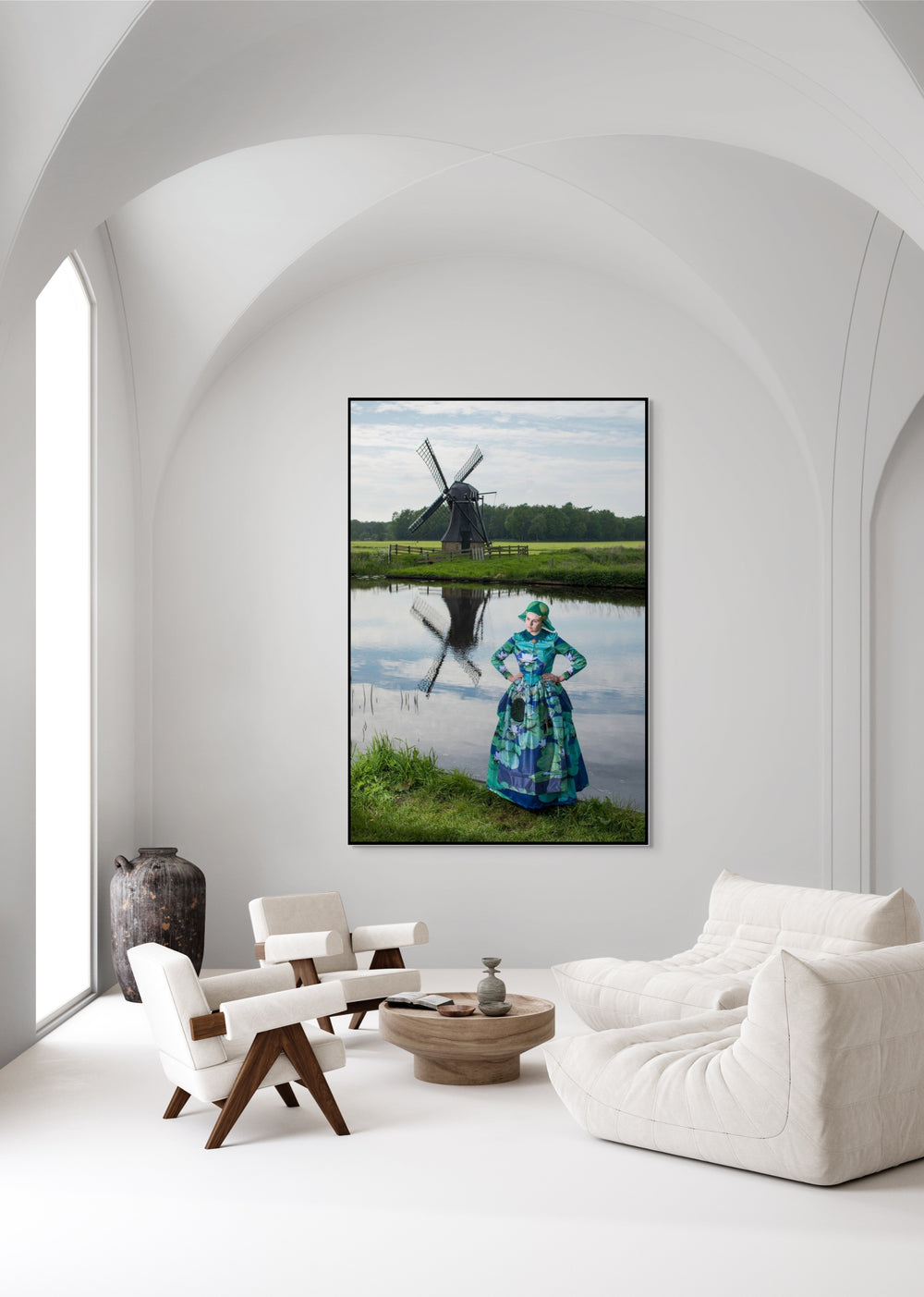 muurkunst, muurdecoratie, fotografie Rem van Den Bosch. Linde met moderne groene Friese dracht 
