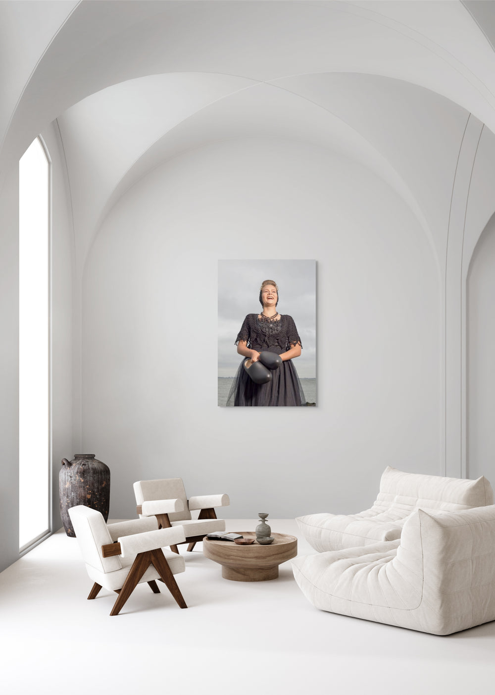 Lachend portret van Phoebe in zwarte Walcherse dracht, muurdecoratie, rem van den Bosch 