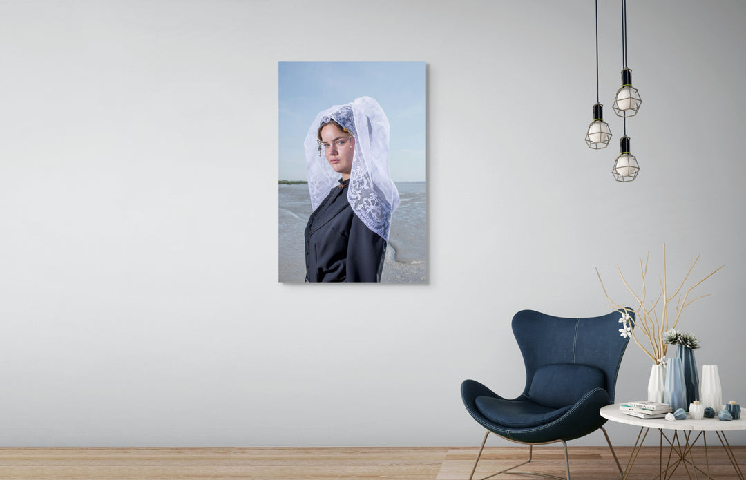 portret Anouk in de dracht van schouwen Rem van Den Bosch 