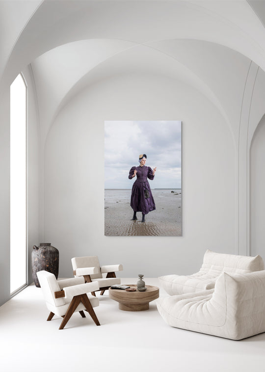 Muurdecoratie Linde in de dracht van Wieringen in het wad , fotografie Rem van den Bosch 